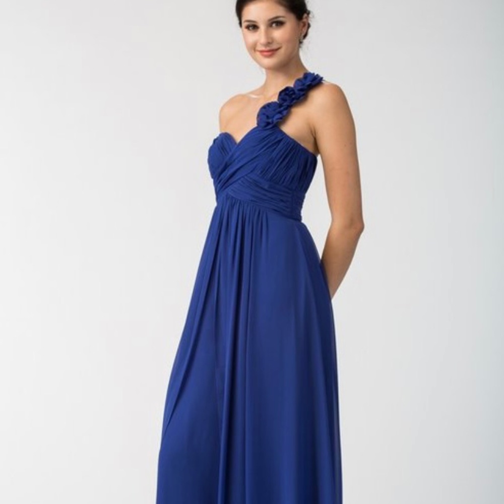 Star Box M Wedding/Prom Dress Style 6034-1